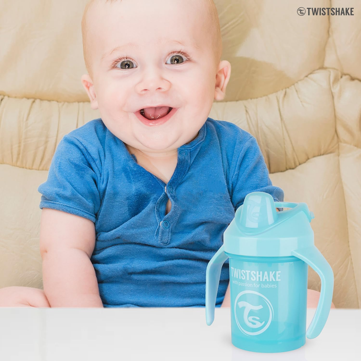 TWISTSHAKE Mini Cup netekoucí hrnek s náustkem a mixérem 230 ml 4 m+