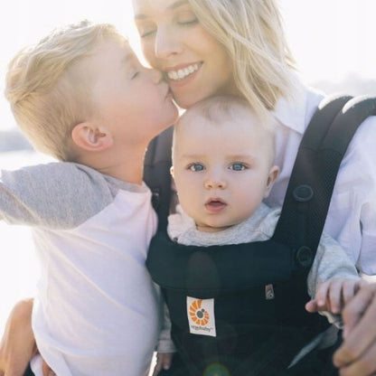 ERGOBABY OMNI 360 COOL AIR MESH ergonomisk bæresele 3,2-20,4kg