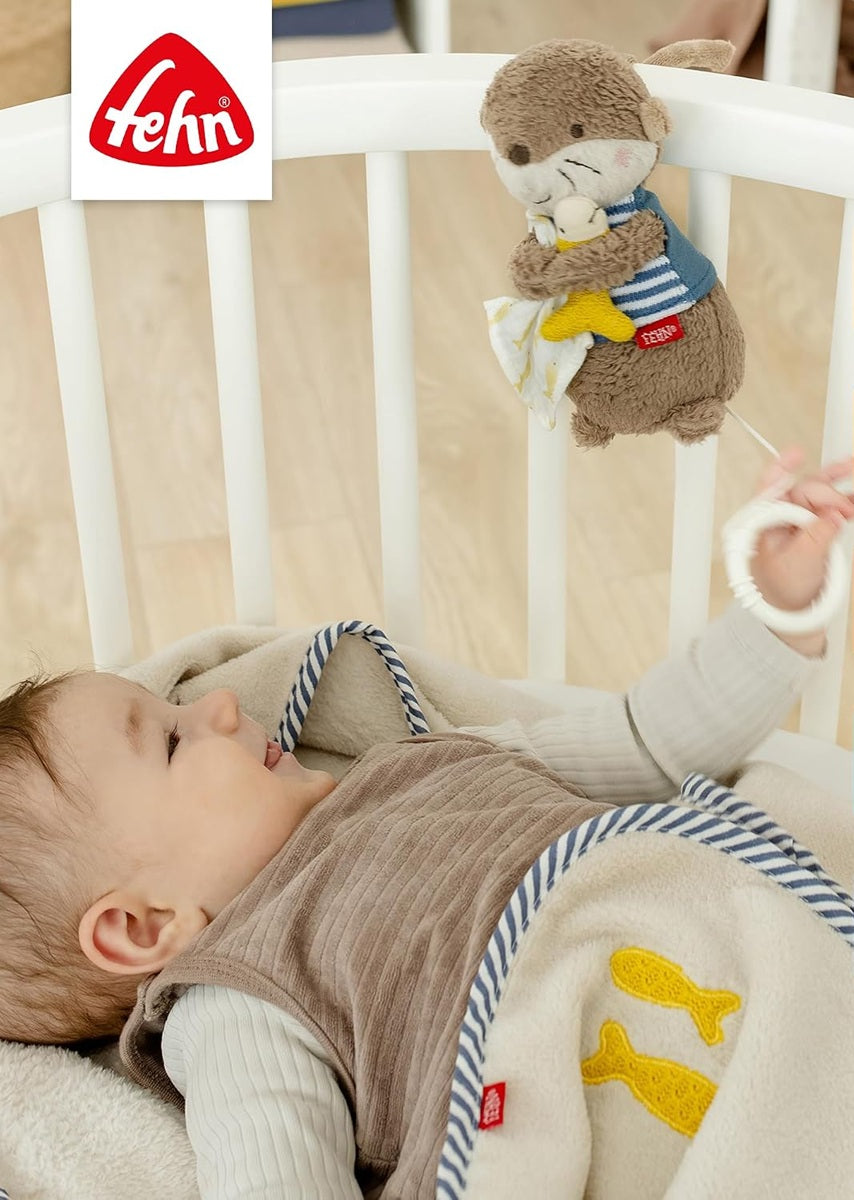 FEHN jucărie de pluș suspendată cu cutie muzicală VIDRĂ 17 cm cântec de leagăn Brahms