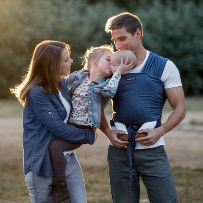 SUAVINEX elastic sling for carrying a baby