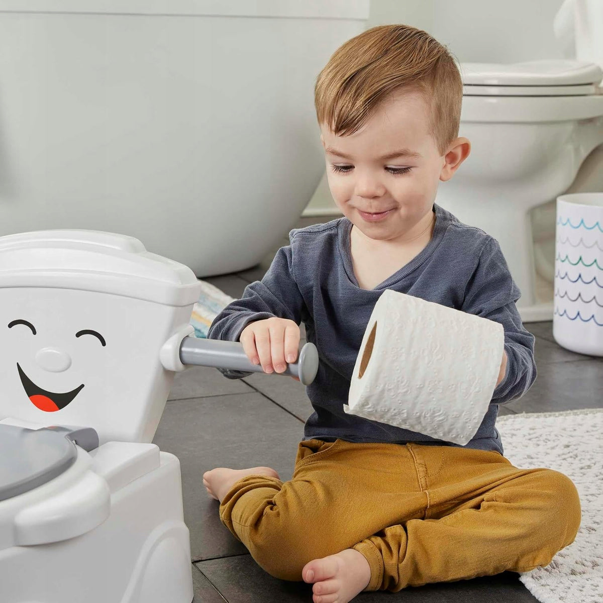 FISHER PRICE nocnik Moja Pierwsza Toaleta DE interaktywny nocnik z dzieckiem uczącym się korzystania z toalety