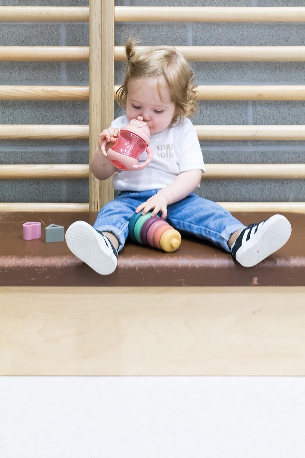 Nuby silikonski zložljivi stolp piramida 6m+ 6-delni