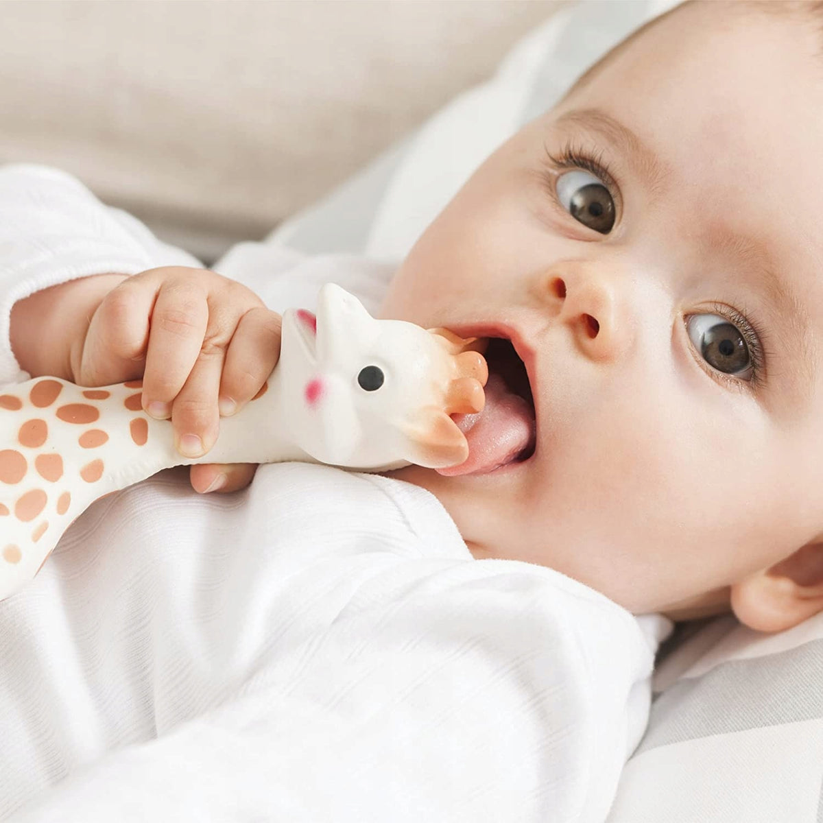 Girafa Sophie set inel dentiție natural SO PURE 18CM + mai mic