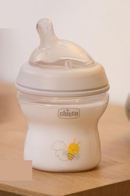 CHICCO NaturalFeeling biberon 150 ml 0+ flux lent