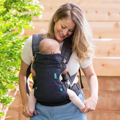INFANTINO FLIP 4w1 nosidełko ergonomiczne 3,5 - 14,5 kg, mama z dzieckiem w wygodnym nosidle